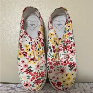 Rocket Dogg Floral Canvas Sneakers